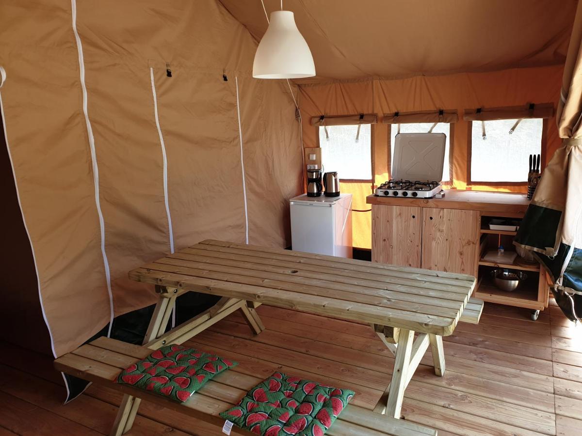 Vakantiepark De Bergen Wanroij - Safaritent Exterior foto